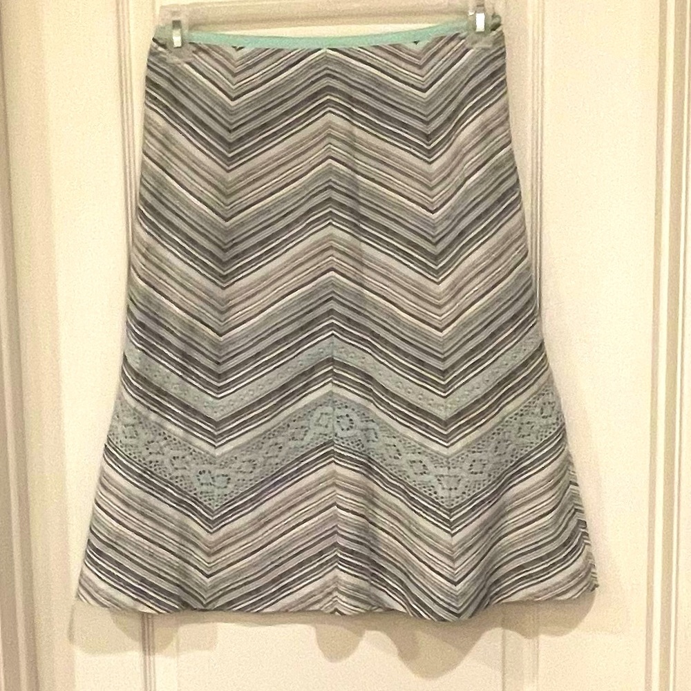 A line skirt